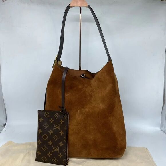 Louis Vuitton Handbags - Louis Vuitton Women Pre-Loved Bag Very Good Condition